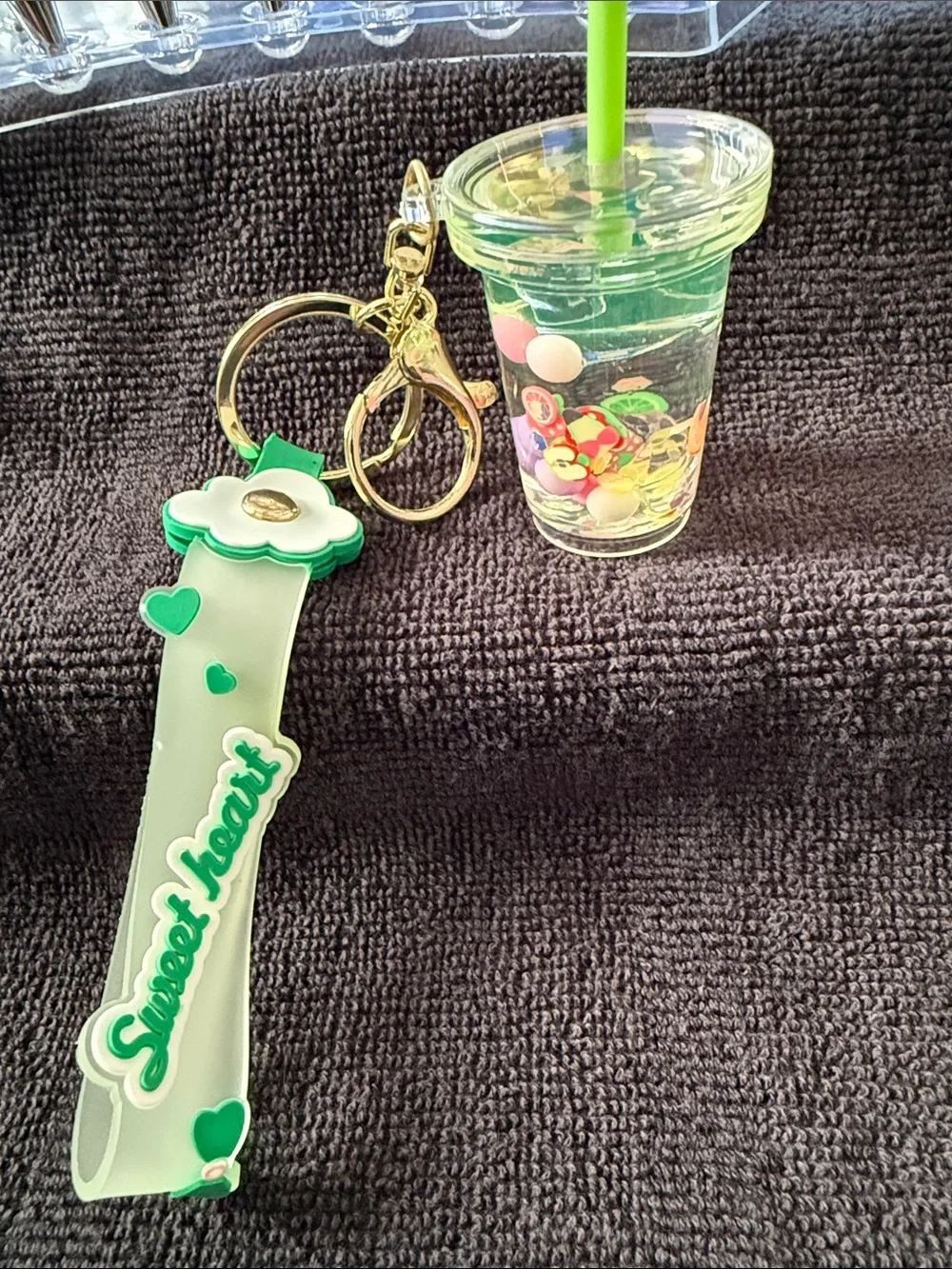 Green 'Sweet Heart' Silicone Wrist Keychain with Clear Drink Charm Keyring